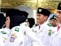 **Kolonel Inf Amril Hairuman Menyemarakkan HUT RI ke-80 sebagai Komandan Upacara di Istana**