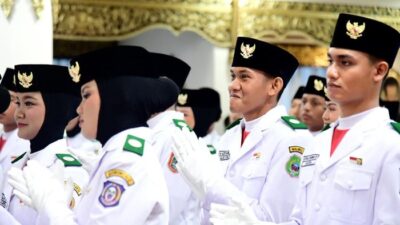 **Kolonel Inf Amril Hairuman Menyemarakkan HUT RI ke-80 sebagai Komandan Upacara di Istana**