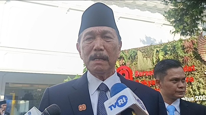 Luhut Menyindir Absensi Megawati di Upacara HUT RI: