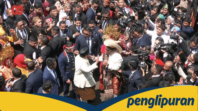 Pacu Jalur dan 'Tabola Bale' Nyatakan Kemerdekaan, Istana Bergoyang di Hari RI