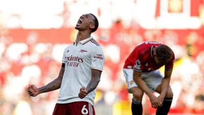 **Arsenal Tunggangi Kebanggaan 1-0 di Old Trafford: Catatan Unik Menang di Kandang MU**