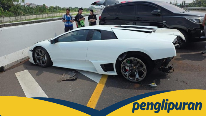 [**Mobil Mewah Remuk di Tol Kunciran saat Konvoi Berujung Tragis.**]