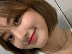 **Jihyo ‘TWICE’ Spill Tips Diet, Sukses Turun 10 Kg-Punya Perut Bak Roti Sobek**