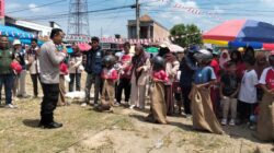 [Keseruan Polisi, Mahasiswa dan Warga Siak Lomba Agustusan di HUT RI]
