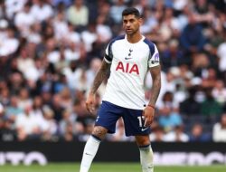 “Romero Full Senyum: Dari Kapten Spurs ke Kontrak Masa Depan yang Mempesona”