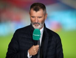 Roy Keane Kecam Kiper dan Bek-bek MU: Lemah! Setelah Kekalahan dari Arsenal