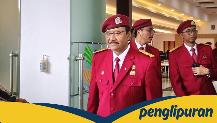 Ini Jas Almamater Siswa Sekolah Rakyat, Lengkap Pakai Baret Merah - Update 1
