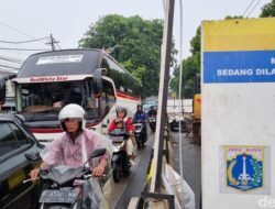 Warga Kesal Macet Ciputat-Lebak Bulus: Galian Tumbuh Seribu, Lainnya Tak Mati, Solusi Mana?