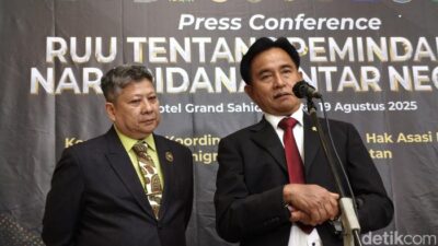 “Yusril Ungkap: Banyak Negara Sahabat Minta Selesaikan RUU Pemindahan Napi, Proses Revisi Dilanjutkan”