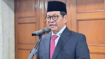 Pramono Larang ‘Pak Ogah’ Atur Lalin di TB Simatupang: Konflik Wewenang Dishub-Polisi