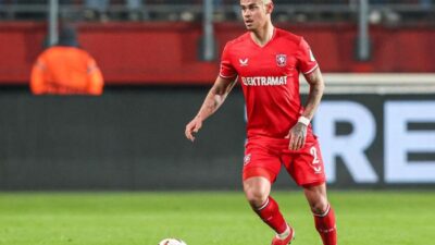 Belum Mainkan Hilgers, Pelatih Twente Kena Kritik Tercingil!
