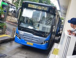 “AI Dishub DKI: Mungkinkah Transjakarta Rute Bekasi Tak Lagi Overcrowded?”