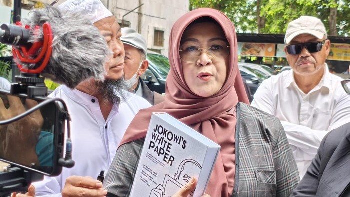 **Dr. Tifa Dimintai Klarifikasi Polda Metro atas Dugaan Fitnah Ijazah Jokowi**