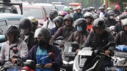 “Trotoar sebagai Solusi Lalu Lintas: Trotoar di TB Simatupang Bakal Menjadi Lajur Kendaraan untuk Kurangi Macet”