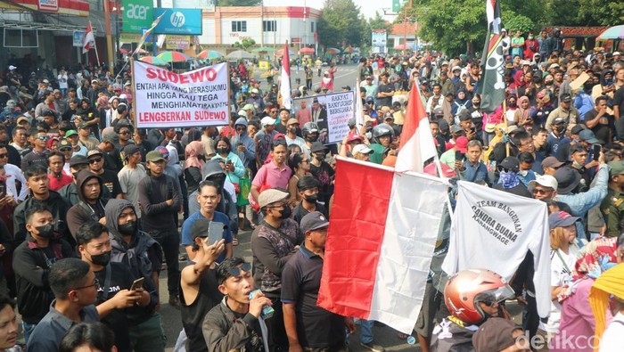 **Bumi Pati dan Refleksi Otonomi: Gelombang Protes PBB yang Mencerminkan Ketergantungan Daerah**