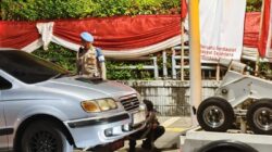 Polisi Tertibkan Parkir Liar di Jaksel, Beberapa Kendaraan Kena Derek