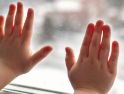 Kasus Balita Terluka Saat Dititipkan di Daycare Surabaya Berakhir Damai – Update 1
