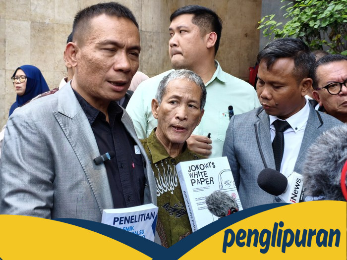 Rismon Sianipar Diperiksa Polda Metro, Bawa Buku Ijazah Jokowi Jadi Polemik