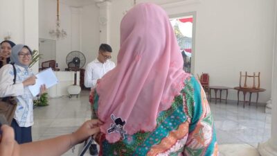 Yenny Wahid dengan Emblem Zoro: Tak Ada yang Harus Diberangus