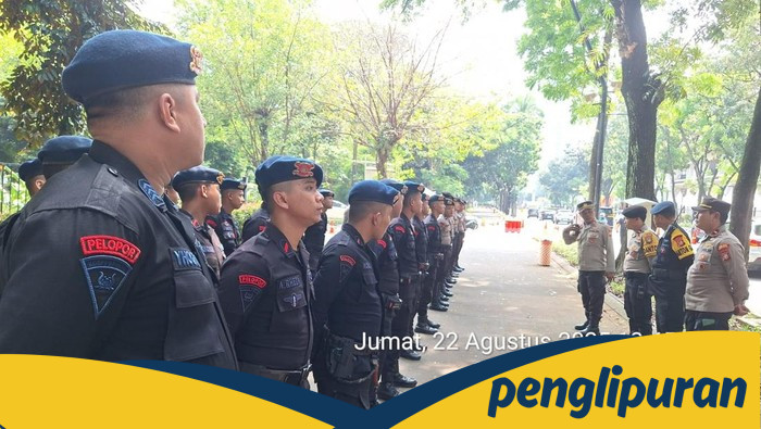 Brimob Polda Metro Jaya Berdaya Jaga Kebudayaan: Amankan Wayang Sabang Merauke di Indonesia Arena
