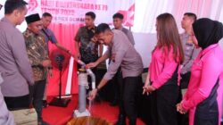 “Polres Demak Tuntaskan Krisis Air Bersih dengan Sumur Bor Inovatif di Desa Purworejo”