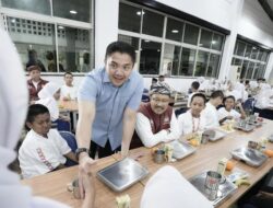 Mensos Sebut Seskab Teddy Didaulat Guru dan Kepsek Jadi Duta Sekolah Rakyat – Update 1