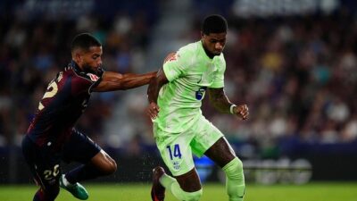 “Rashford’s Late Heroics: Barcelona’s Thrilling Comeback Against Levante”
