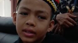 Senyum Dikha, Bocah Pacu Jalur Dihadiahi PS, Meneriakkan Terima Kasih kepada Melly Mike!
