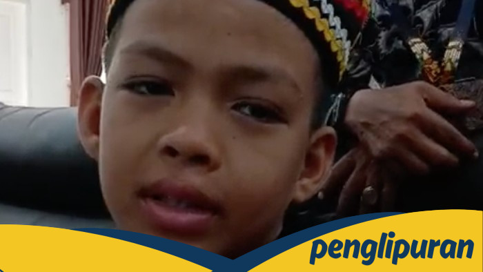 Senyum Dikha, Bocah Pacu Jalur Dihadiahi PS, Meneriakkan Terima Kasih kepada Melly Mike!