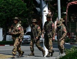 **Junta Myanmar: Jembatan Sejarah Dibom, Perang Saudara Terus Melanda**