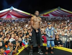 Pecah! Melly Mike dan Dikha Tutup Pacu Jalur dengan ‘Young, Black and Rich’ – Update 1