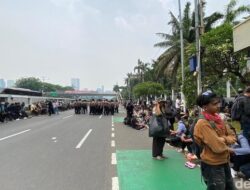 Demo 25 Agustus di Depan DPR: Apakah Lalin Jalan Gatot Subroto Siap untuk Krisis?