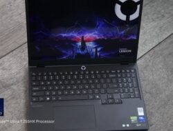 **Lenovo Legion 5i 15IAX10: Transformasi Gaming dengan Layar OLED dan AI Pintar**