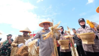 **”Bank Pohon” Polda Riau: Solusi Wirausaha untuk Polisi di Usia Pensiun**