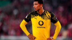 **Dortmund Seri, Ayah Bellingham Ngamuk Usai Putranya Diganti**