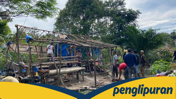 **Warga Inhu Bersama Polres, Sukarela Bongkar Peralatan PETI di Lokasi Ilegal**
