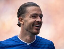 Jack Grealish Nyengir Lagi: Motori Everton dalam Kemenangan 2-0 atas Brighton