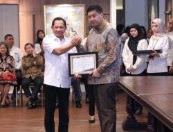 Dukung Program Perumahan Rakyat, Mendagri Raih Penghargaan Kementerian PKP: Langkah Nyata Menuju Masyarakat Adil