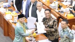 “Setuju Hadirnya Kementerian Haji dan Umrah, HNW Puji Inisiatif Prabowo: Apakah Ini Solusi bagi Jemaah?”