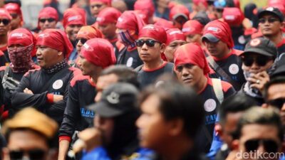 Demo 28 Agustus: Massa Buruh Gempur Istana-DPR, Tuntutan Keras Terpukul!