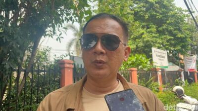 Cerita Lurah Manggarai Selatan saat Mobil Pelat Merahnya Diamuk Massa di Slipi: Konflik atau Penolakan?