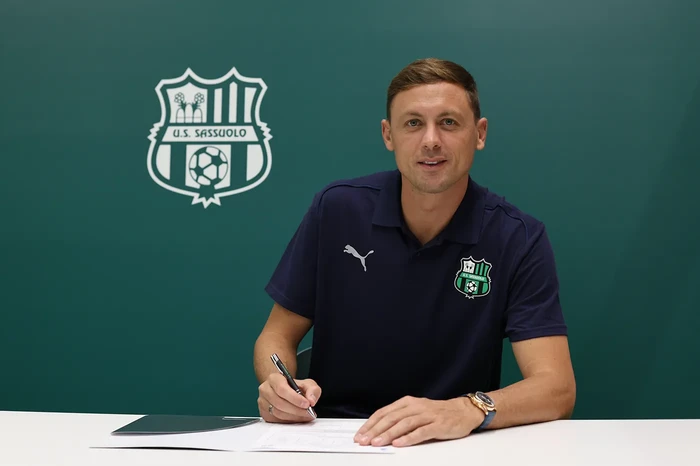 **Matic Resmi Gabung Sassuolo, Bersama Jay Idzes di Tim Hijau-Hitam**