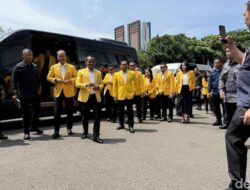 **Bahlil Bawa Pengurus Inti Golkar ke Istana, Apakah Ada Gerakan Baru dalam Politik?**