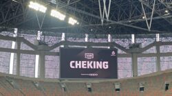 **”Pekan Ketiga Super League: Persib dan Arema, Apakah Wasit Terlalu Banyak Menghukung?”**