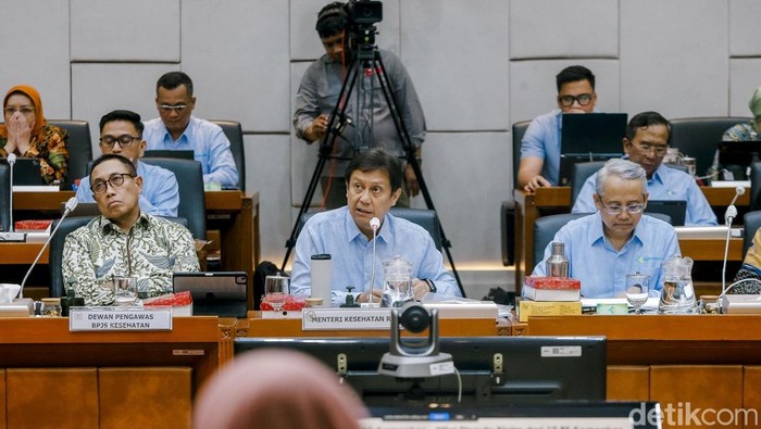 **Siasat Menkes Perbanyak Dokter Spesialis RI, Belajar dari Singapura-India**