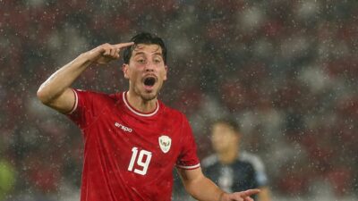 “Thom Haye Langsung Jadi Pemain dengan Nilai Pasar Tertinggi di Super League: Revolusi Transfer yang Membuat Bola Terkejut!”