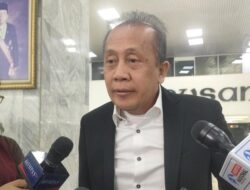 **”Demo Buruh Serentak Hari Ini, DPR Janji Tampung Seluruh Tuntutan”**