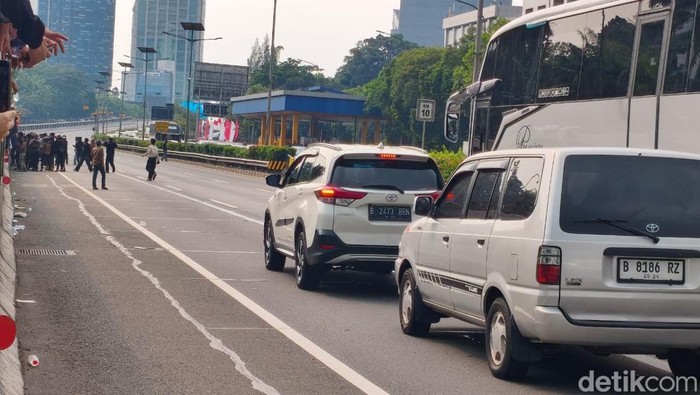 Demo Depan DPR: Tol Dalkot Arah Slipi maupun Cawang Ditutup Sementara