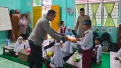 Polres Siak Berikan Makan Bergizi untuk 6.804 Pelajar dan Bumil