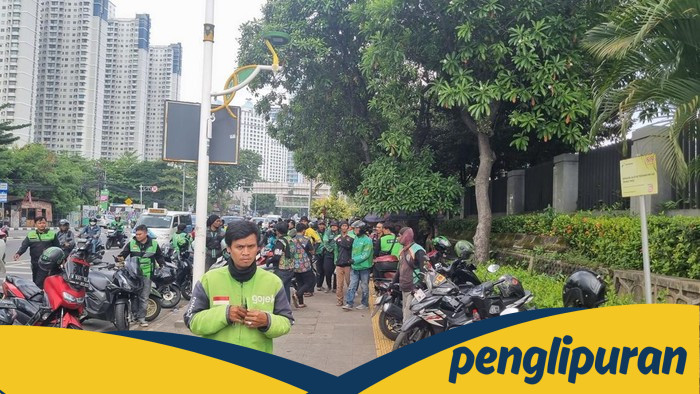 Ojol Bergerak dari TPU Karet Bivak, Seret Demo ke Polda Metro